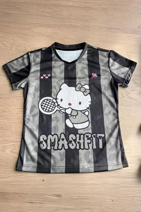 Siyah Hello Kitty SMASHFIT Forma Unisex T-shirt